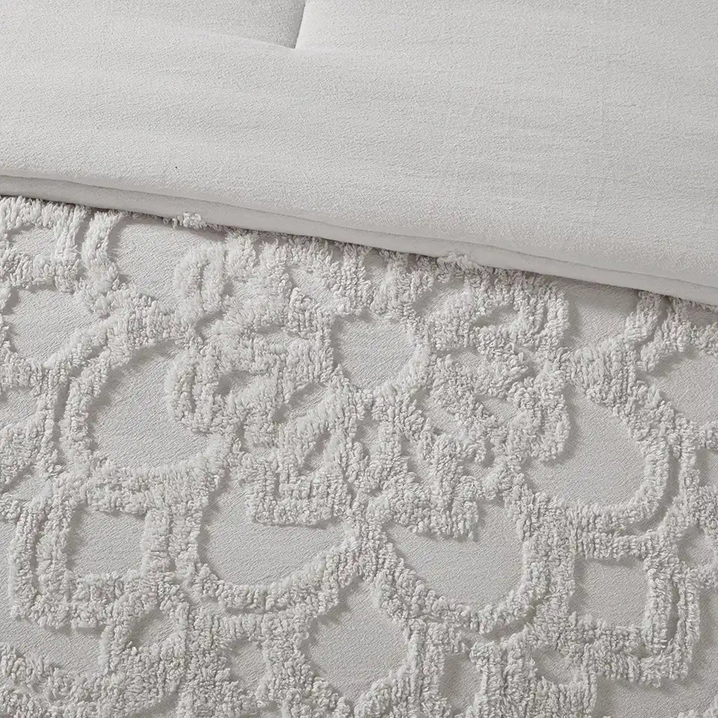 Laetitia 3-Piece Tufted Cotton Chenille Medallion Comforter Set