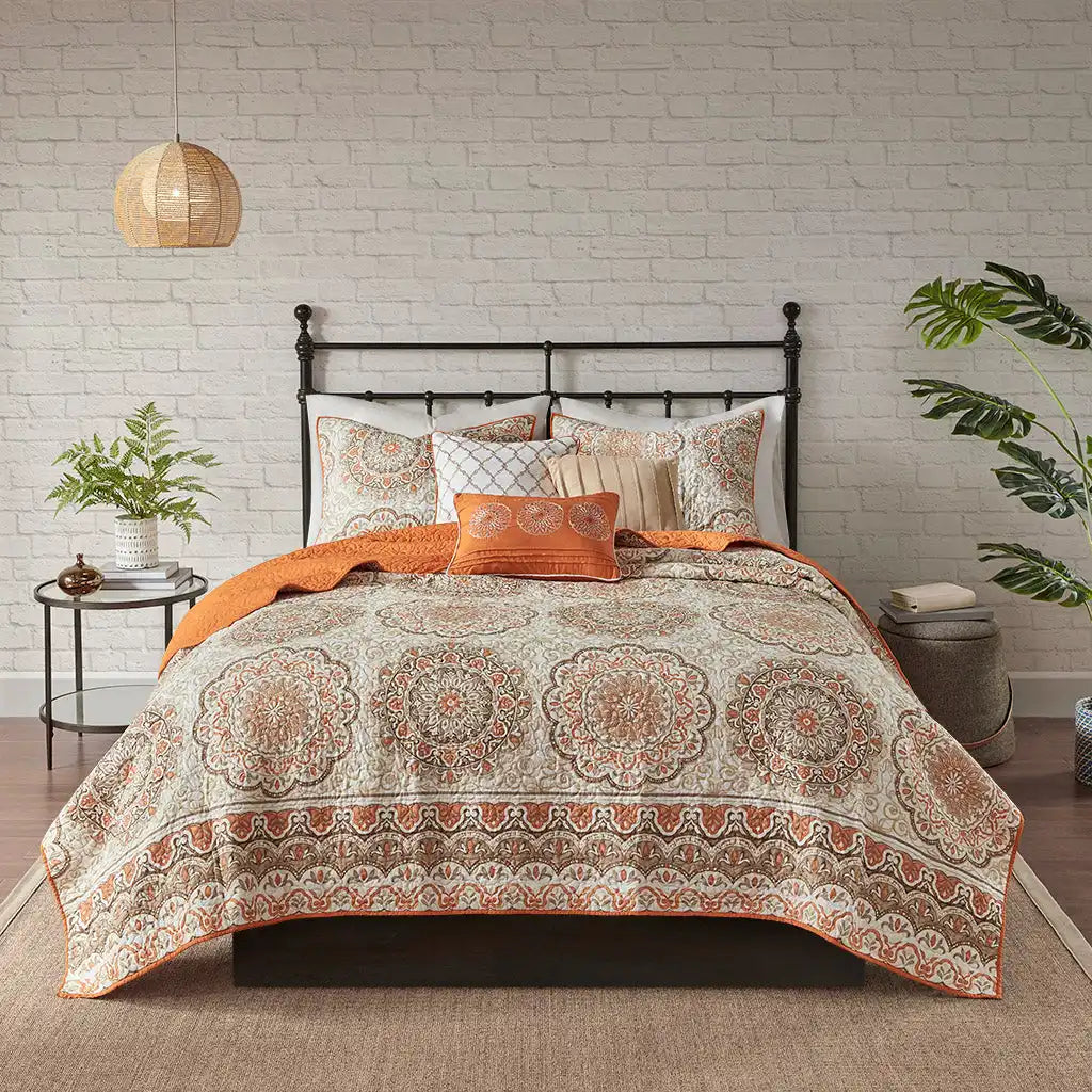Tangiers 6-Piece Reversible Quilt Set with Throw Pillows