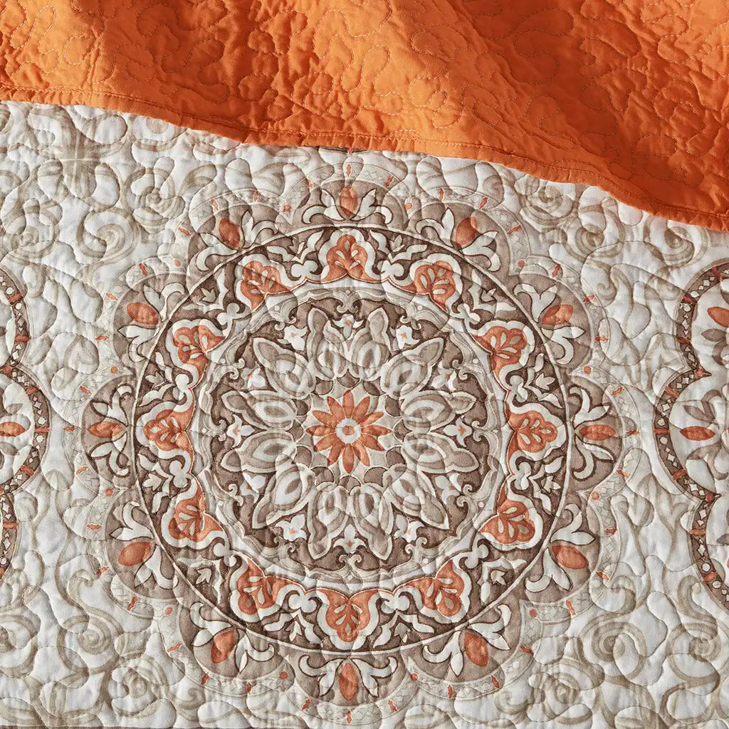 Tangiers 6-Piece Reversible Quilt Set with Throw Pillows