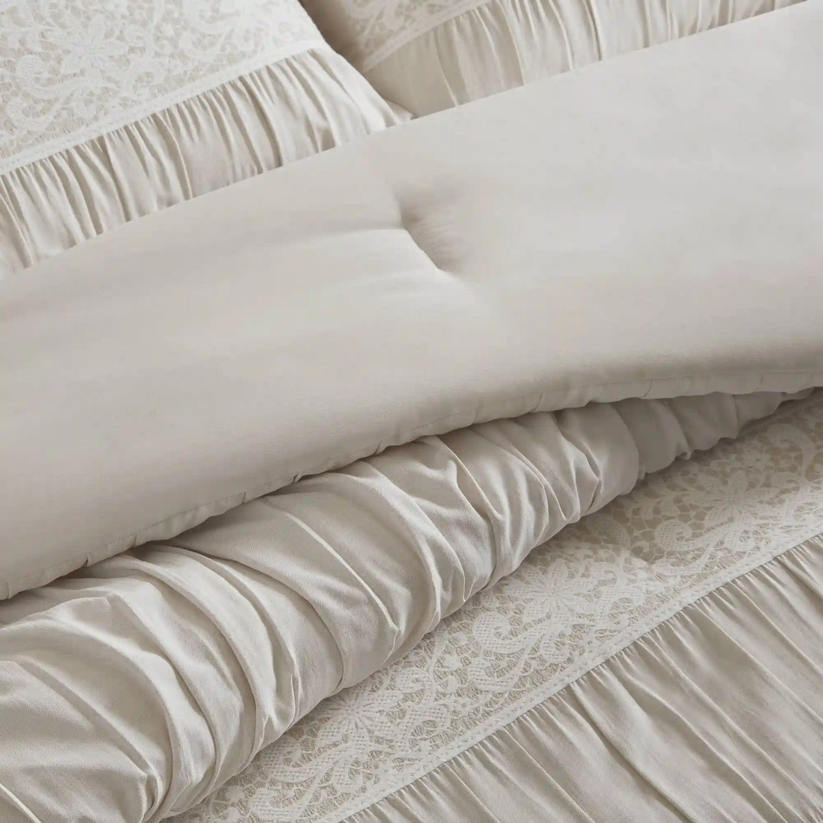 Perryn 7-Piece Jacquard Comforter Set with Decorative Pillow