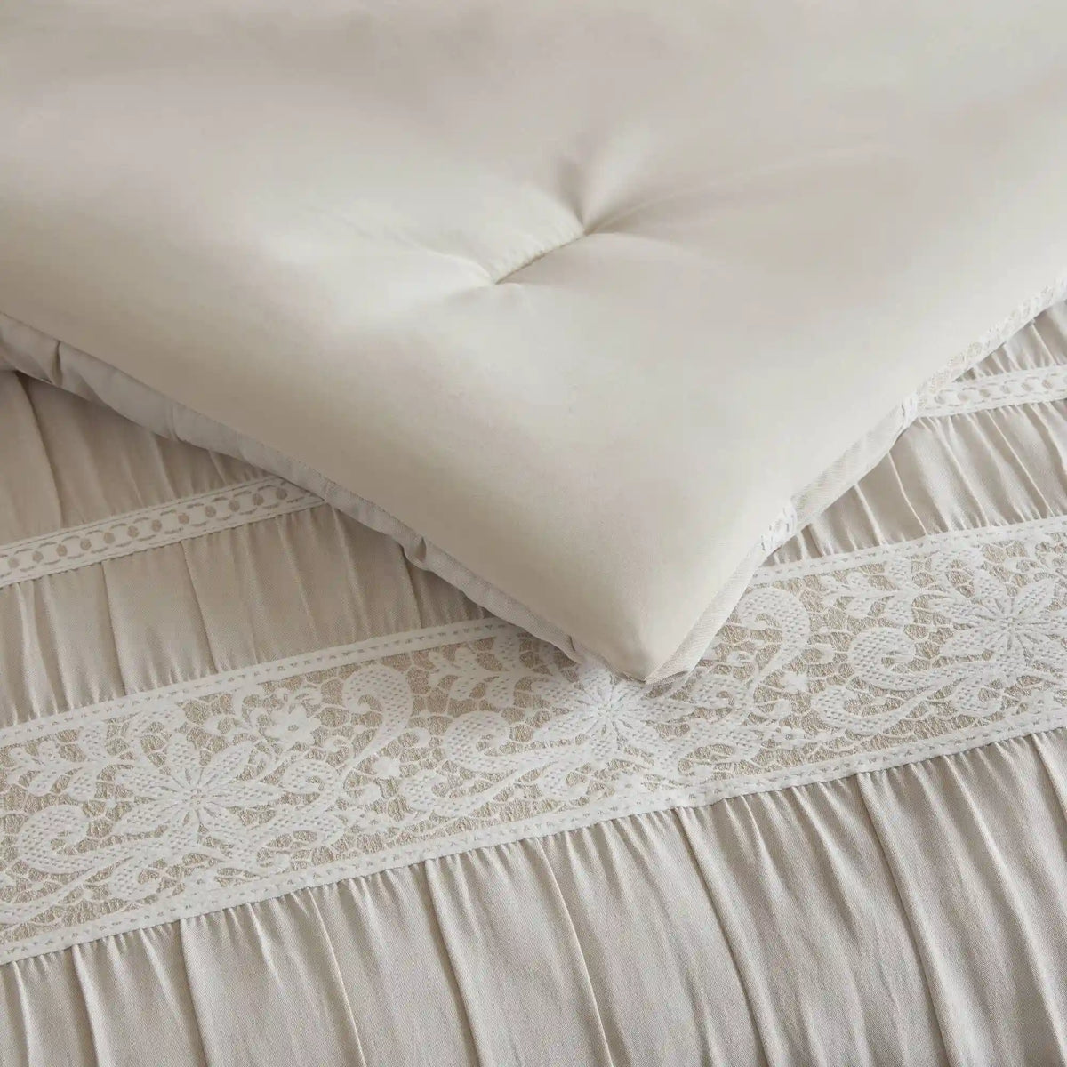 Perryn 7-Piece Jacquard Comforter Set with Decorative Pillow