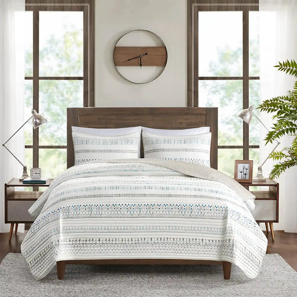 Fraser 3-Piece Printed Microfiber Seersucker Antimicrobial Quilt Set