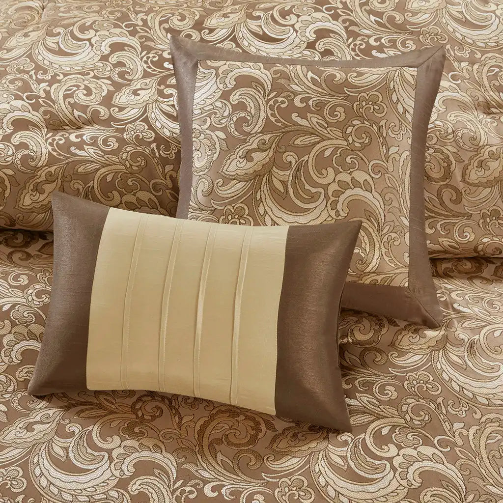 Brystol 24-Piece Comforter Set Room in a Bag