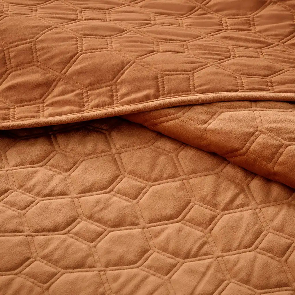 Harper 3-Piece Velvet Quilt Set