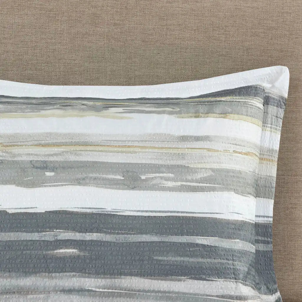 Marina 8-Piece Printed Seersucker Comforter Quil Set