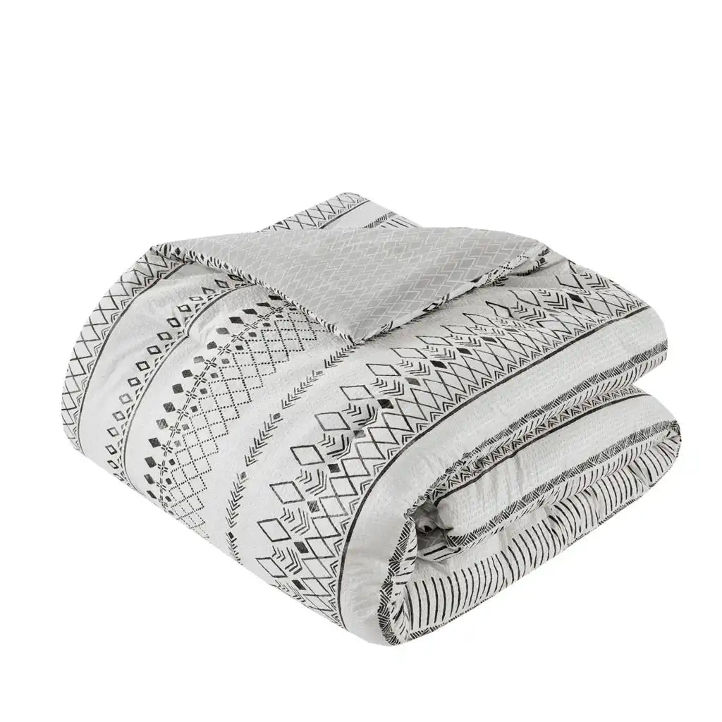 Fraser 5-Piece Printed Seersucker Antimicrobial Comforter Set with Throw Pillows