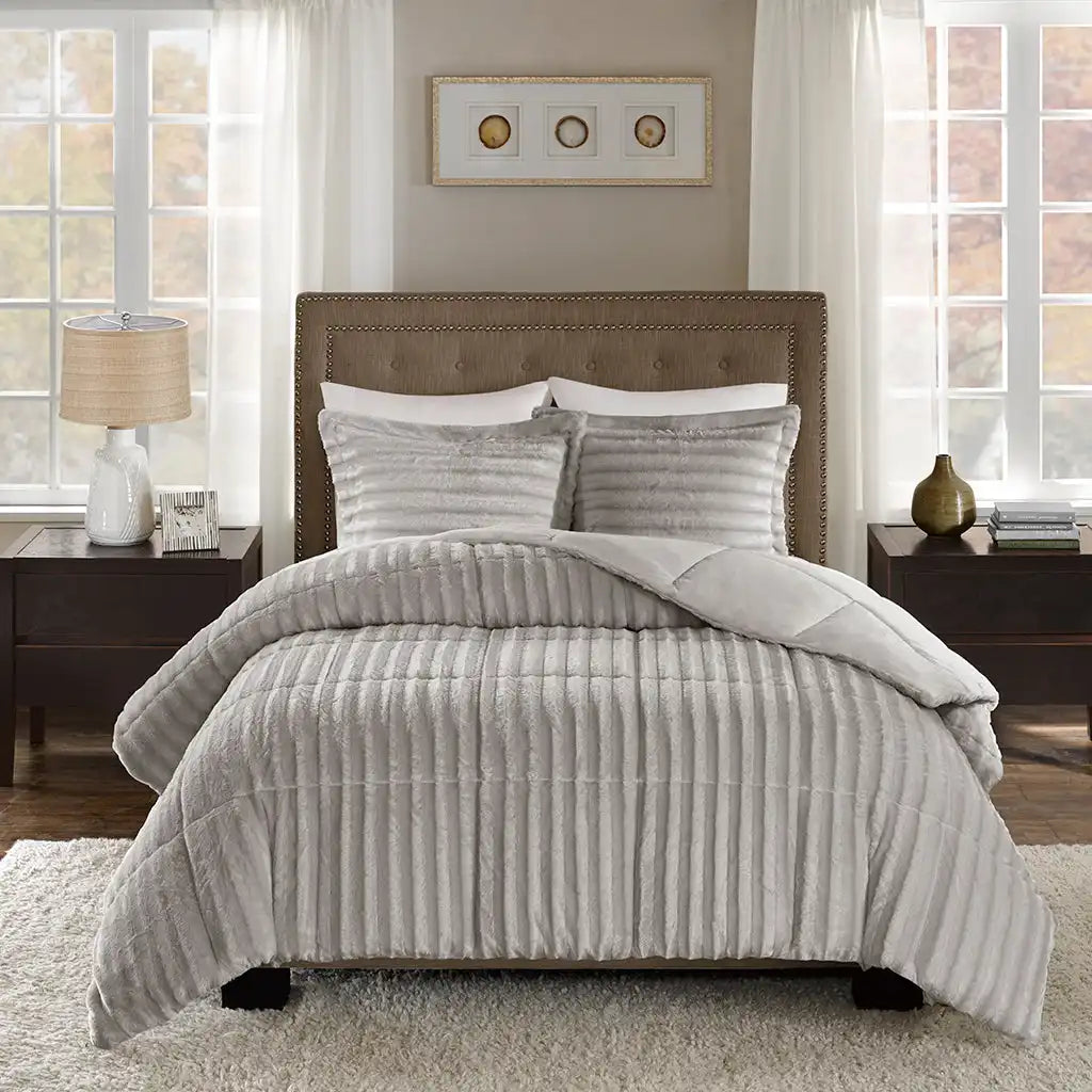 Duke Faux Fur Comforter Mini Set